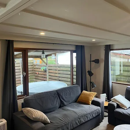 Шале Hottub Forest Op De Veluwe! Пюттен