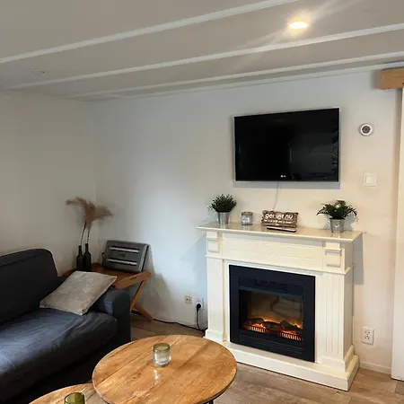 Шале Hottub Forest Op De Veluwe! Пюттен