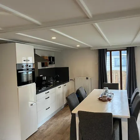 Шале Hottub Forest Op De Veluwe!