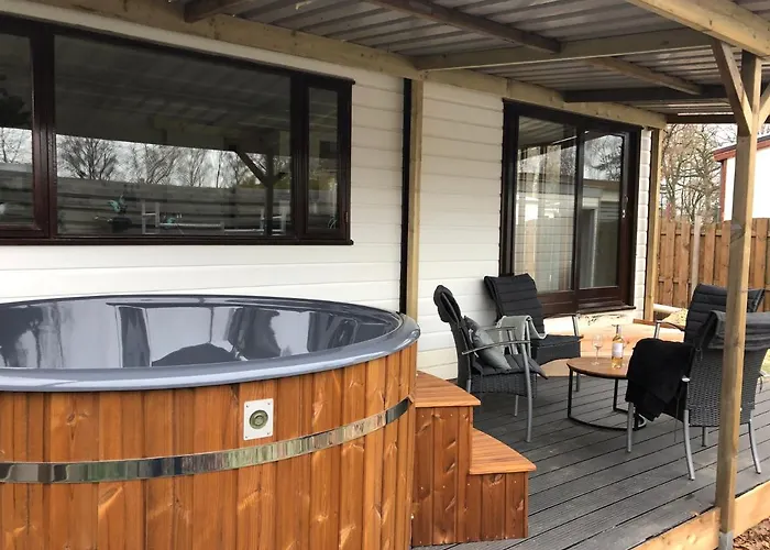 Hottub Forest Op De Veluwe! Шале *