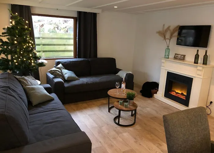 Hottub Forest Op De Veluwe! Шале