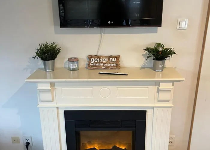 Шале Hottub Forest Op De Veluwe! *